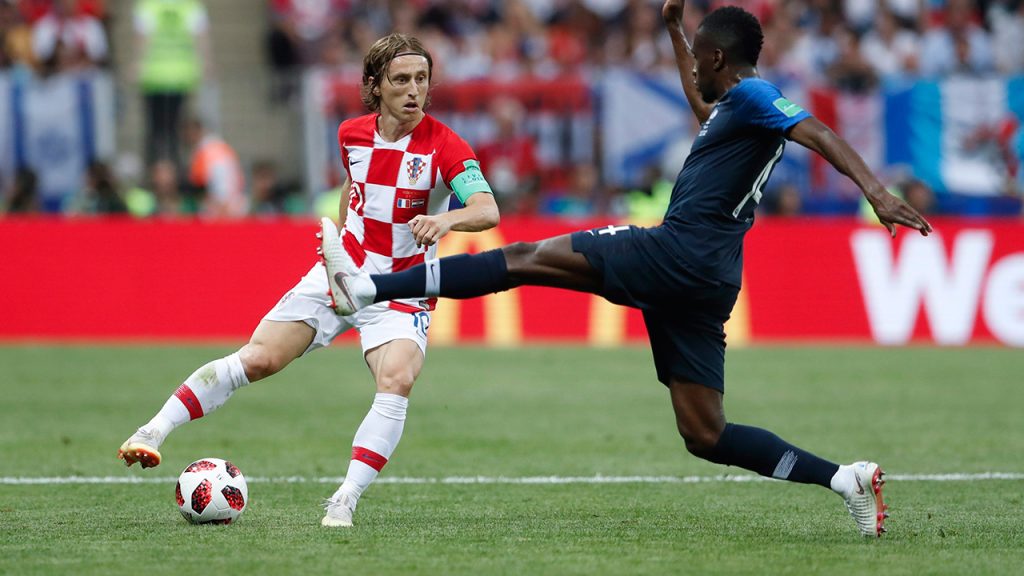 Vị trí đá của Luka Modric